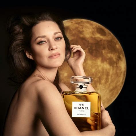 chanel perfume commercial 2022|chanel no 5 commercial actress.